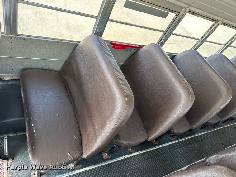 image for item NP9842 2002 Blue Bird TC2000  school bus