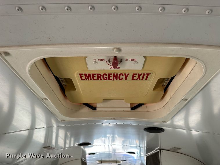 image for item NP9842 2002 Blue Bird TC2000  school bus