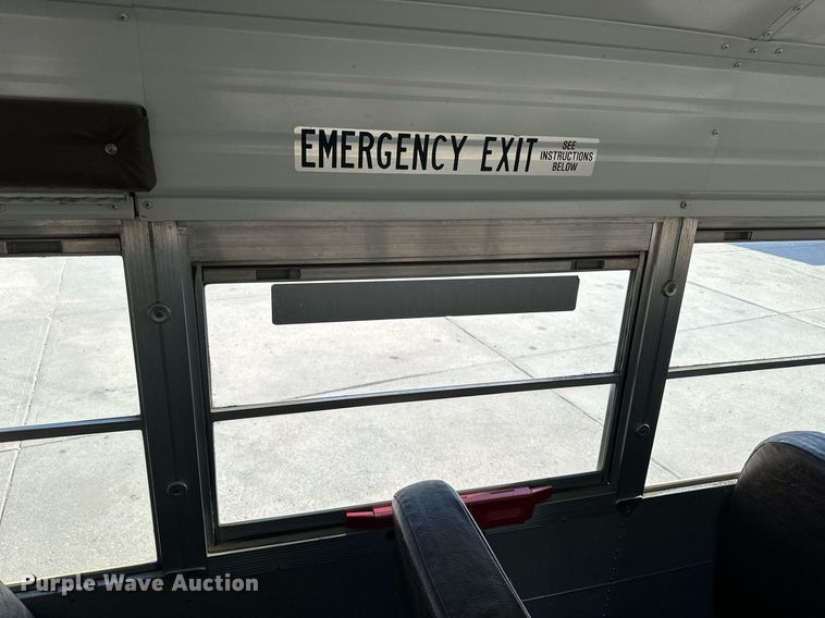 image for item NP9842 2002 Blue Bird TC2000  school bus