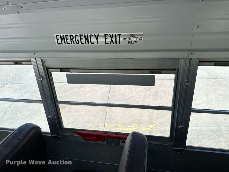 image for item NP9842 2002 Blue Bird TC2000  school bus