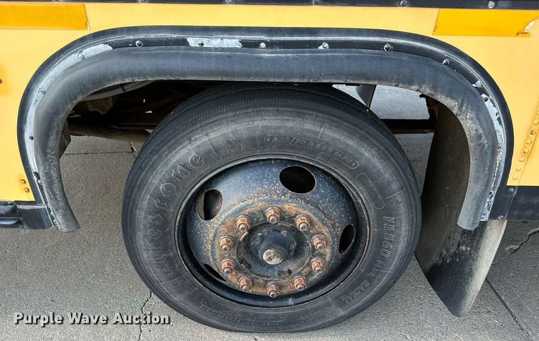 image for item NP9842 2002 Blue Bird TC2000  school bus