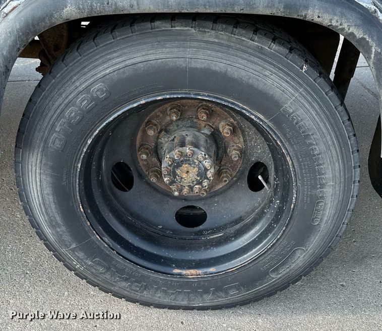 image for item NP9842 2002 Blue Bird TC2000  school bus