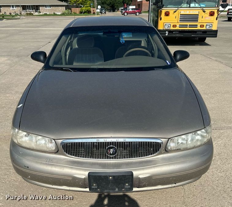 image for item NP9843 2003 Buick Century