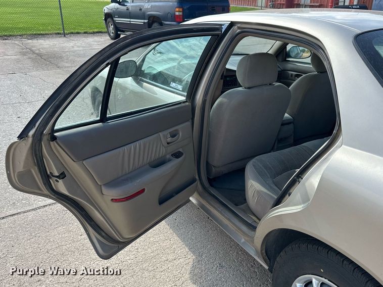 image for item NP9843 2003 Buick Century