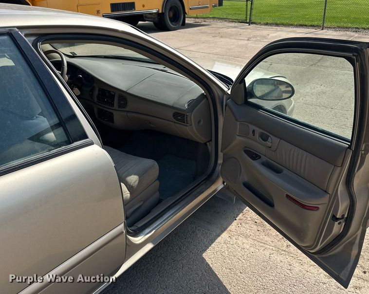 image for item NP9843 2003 Buick Century