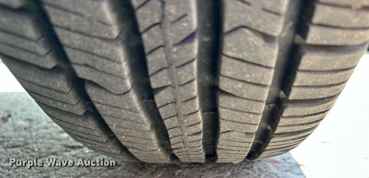 image for item NP9843 2003 Buick Century