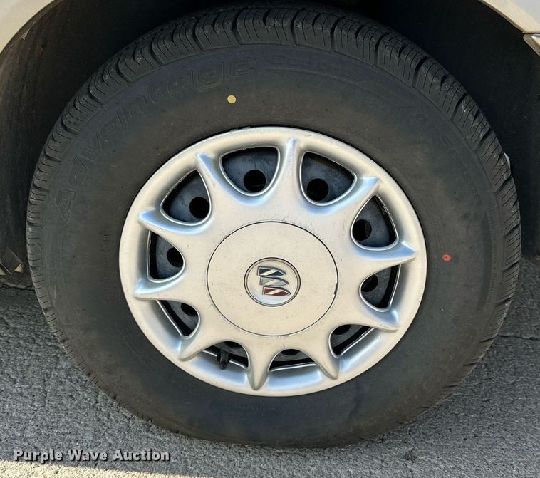 image for item NP9843 2003 Buick Century