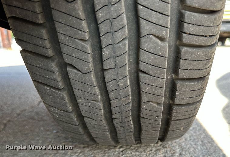 image for item NP9843 2003 Buick Century