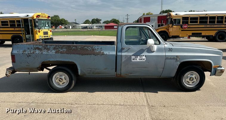 image for item NP9844 1981 Chevrolet C1500  pickup truck