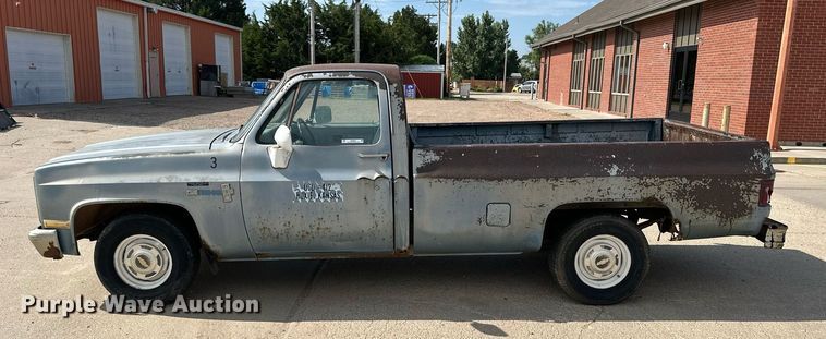 image for item NP9844 1981 Chevrolet C1500  pickup truck