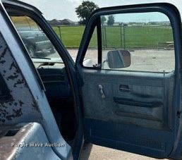 image for item NP9844 1981 Chevrolet C1500  pickup truck