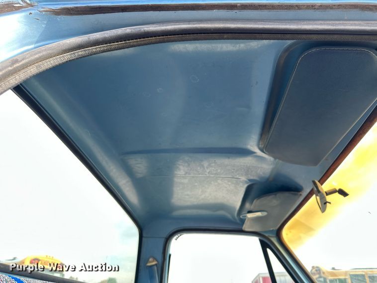 image for item NP9844 1981 Chevrolet C1500  pickup truck