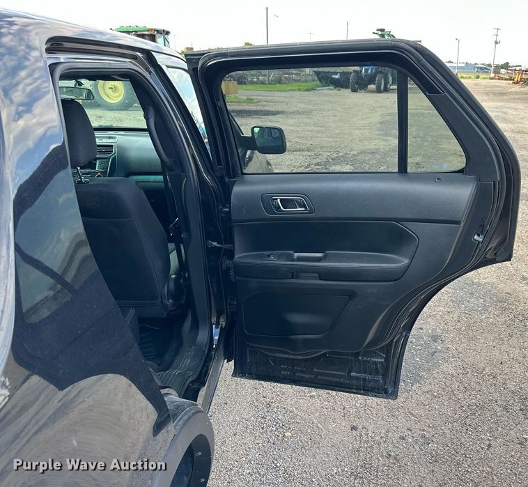 image for item NP9845 2017 Ford Explorer Police  SUV