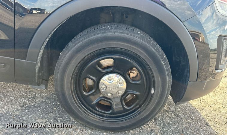 image for item NP9845 2017 Ford Explorer Police  SUV