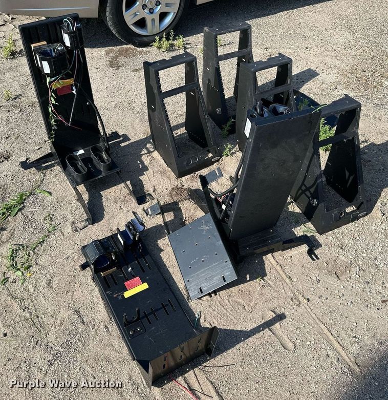 image for item NP9848 Emergency vehicle equipment