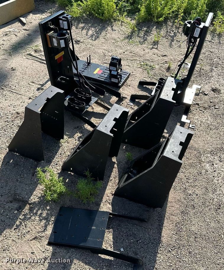 image for item NP9848 Emergency vehicle equipment