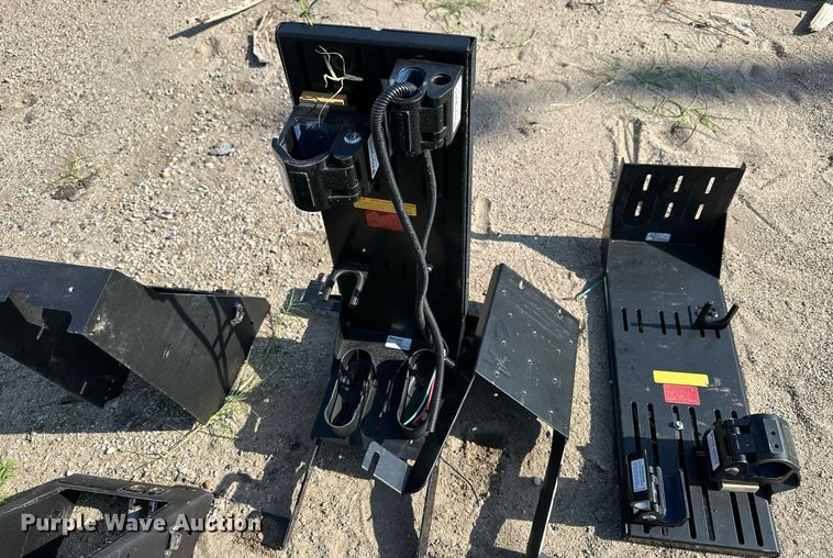 image for item NP9848 Emergency vehicle equipment