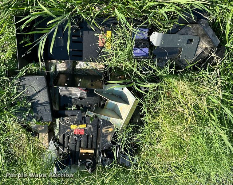 image for item NP9848 Emergency vehicle equipment