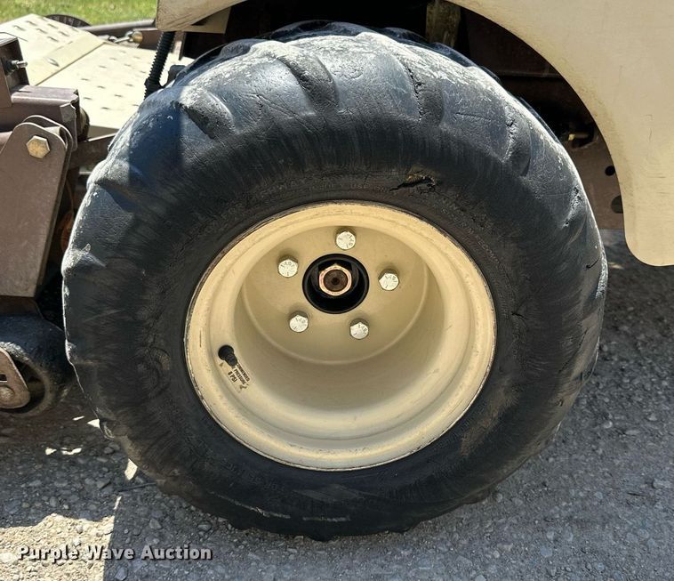 image for item NP9850 Grasshopper 723K  ZTR lawn mower