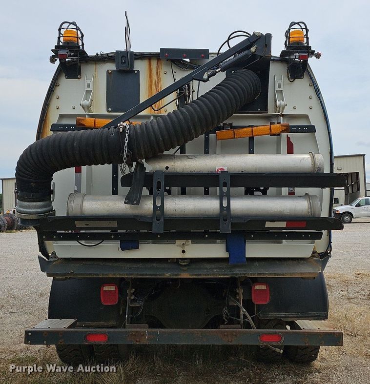 image for item NT9706 2016 Freightliner Business Class M2  street sweeper truck