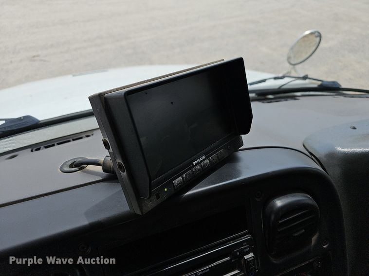 image for item NT9706 2016 Freightliner Business Class M2  street sweeper truck