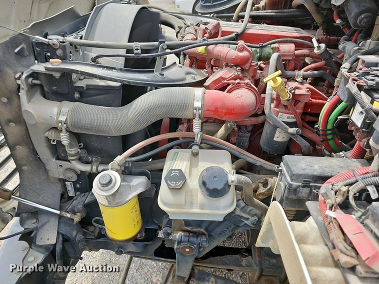 image for item NT9706 2016 Freightliner Business Class M2  street sweeper truck