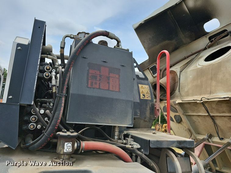 image for item NT9706 2016 Freightliner Business Class M2  street sweeper truck