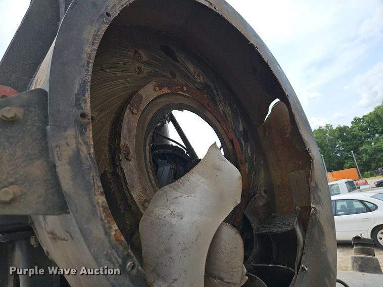 image for item NT9706 2016 Freightliner Business Class M2  street sweeper truck