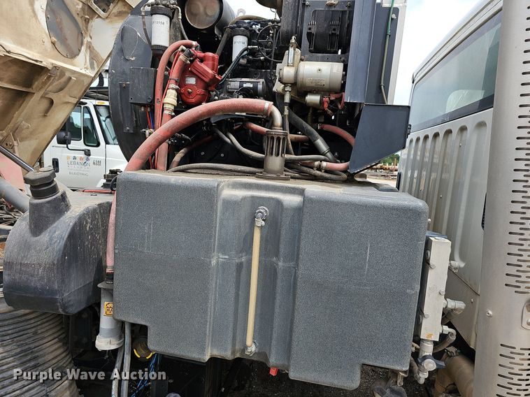 image for item NT9706 2016 Freightliner Business Class M2  street sweeper truck