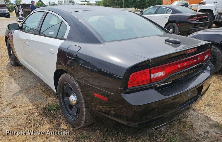 image for item NT9727 2014 Dodge Charger Police