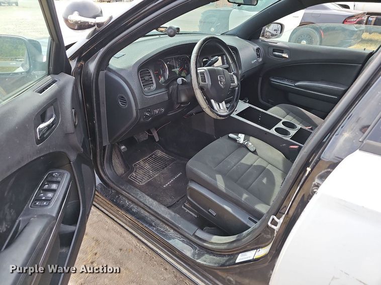 image for item NT9727 2014 Dodge Charger Police