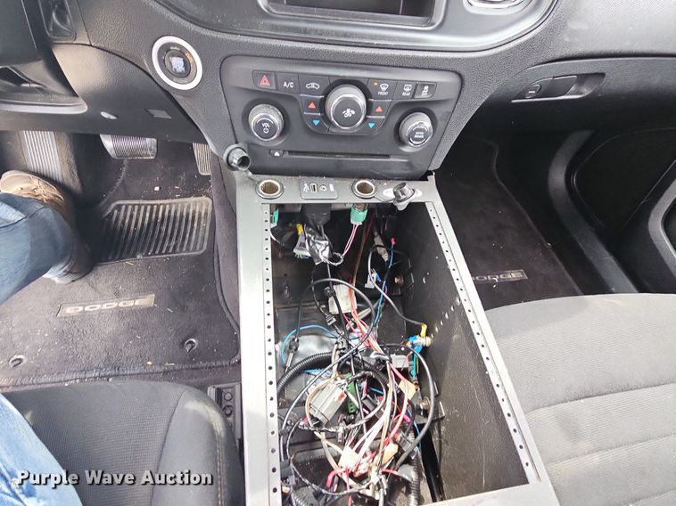 image for item NT9728 2011 Dodge Charger Police