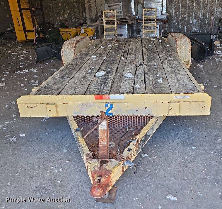 image for item NT9752 1987 Blue Diamond  utility trailer