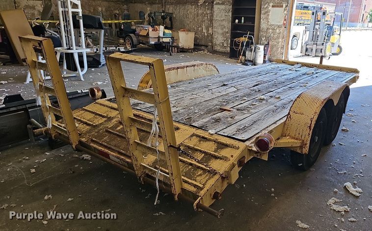 image for item NT9752 1987 Blue Diamond  utility trailer