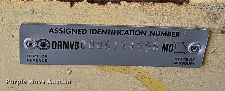 image for item NT9752 1987 Blue Diamond  utility trailer