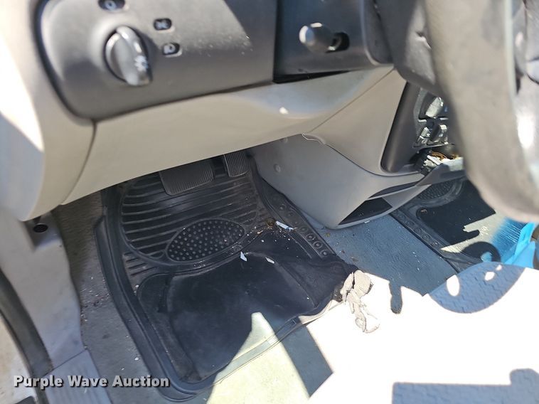 image for item NT9754 1998 Ford Windstar  van