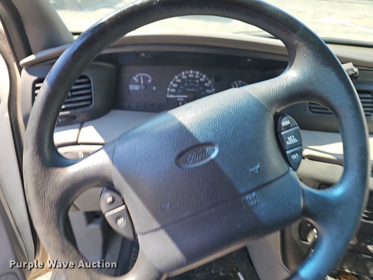 image for item NT9754 1998 Ford Windstar  van