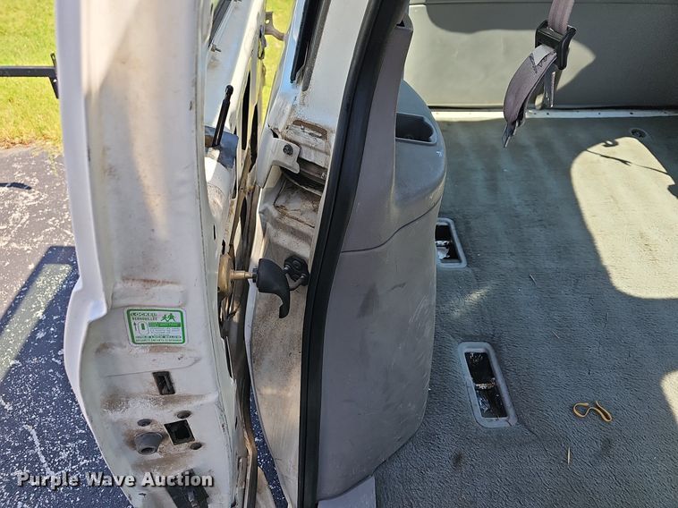 image for item NT9754 1998 Ford Windstar  van