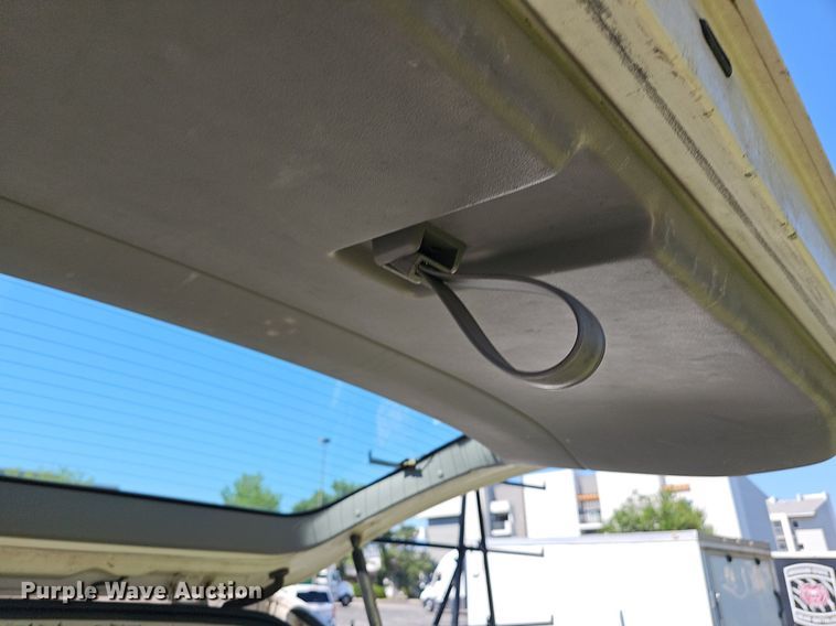 image for item NT9754 1998 Ford Windstar  van