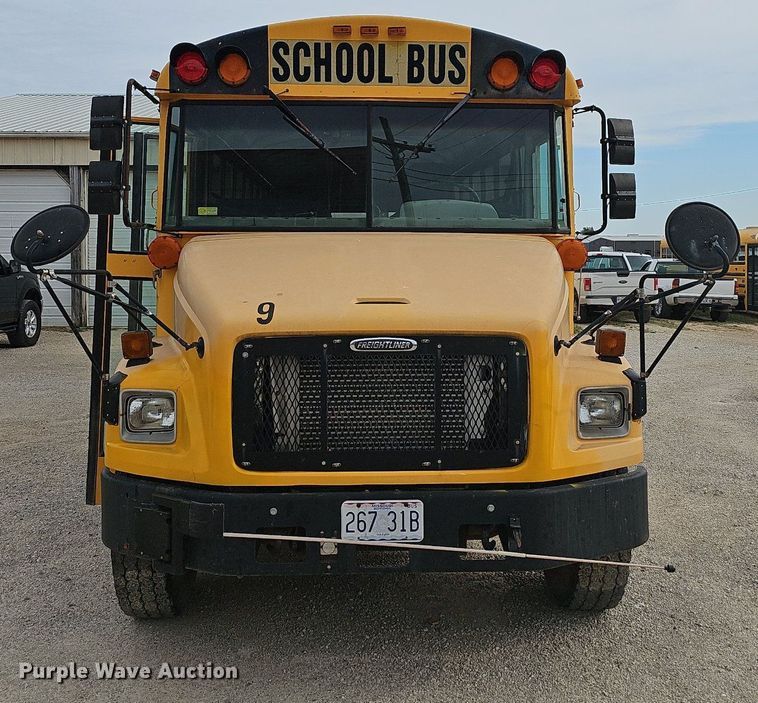 image for item NT9756 2005 Freightliner FS65  school bus