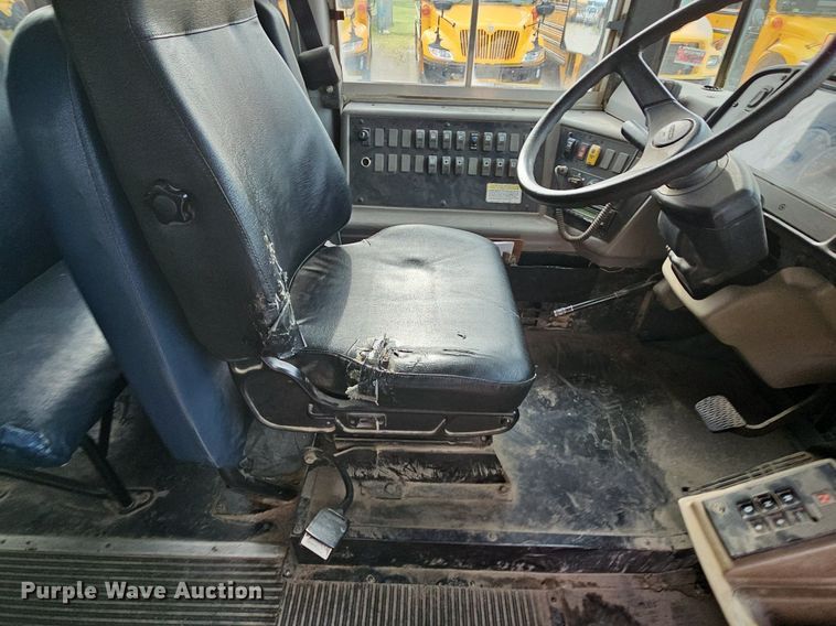 image for item NT9756 2005 Freightliner FS65  school bus