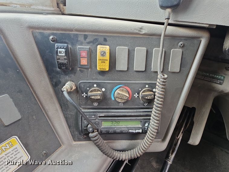 image for item NT9756 2005 Freightliner FS65  school bus