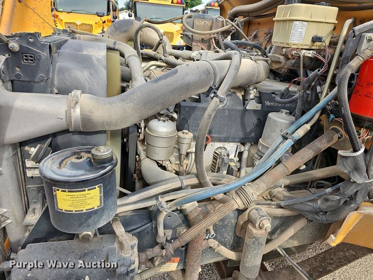 image for item NT9756 2005 Freightliner FS65  school bus