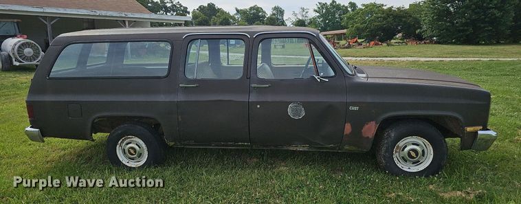 image for item NT9757 1984  Chevrolet Suburban  SUV