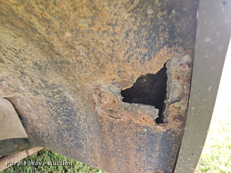 image for item NT9757 1984  Chevrolet Suburban  SUV