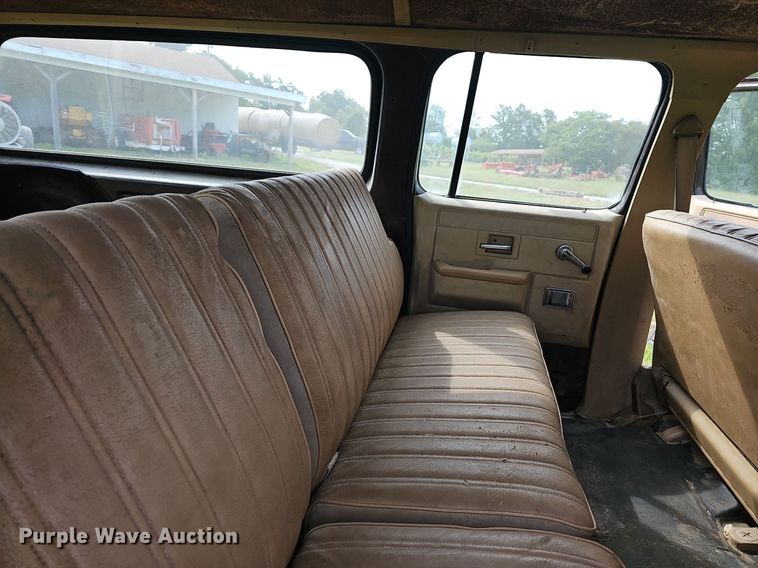 image for item NT9757 1984  Chevrolet Suburban  SUV
