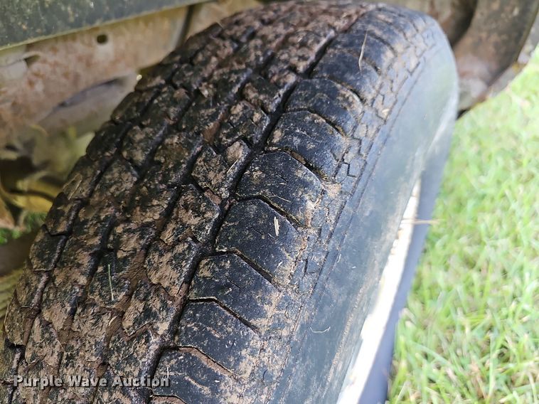 image for item NT9757 1984  Chevrolet Suburban  SUV