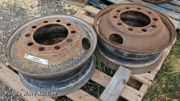 image for item NU9000 Truck parts