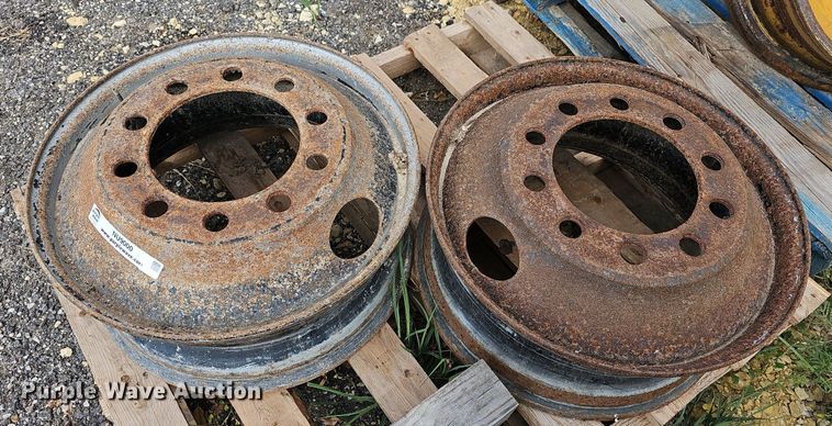 image for item NU9000 Truck parts