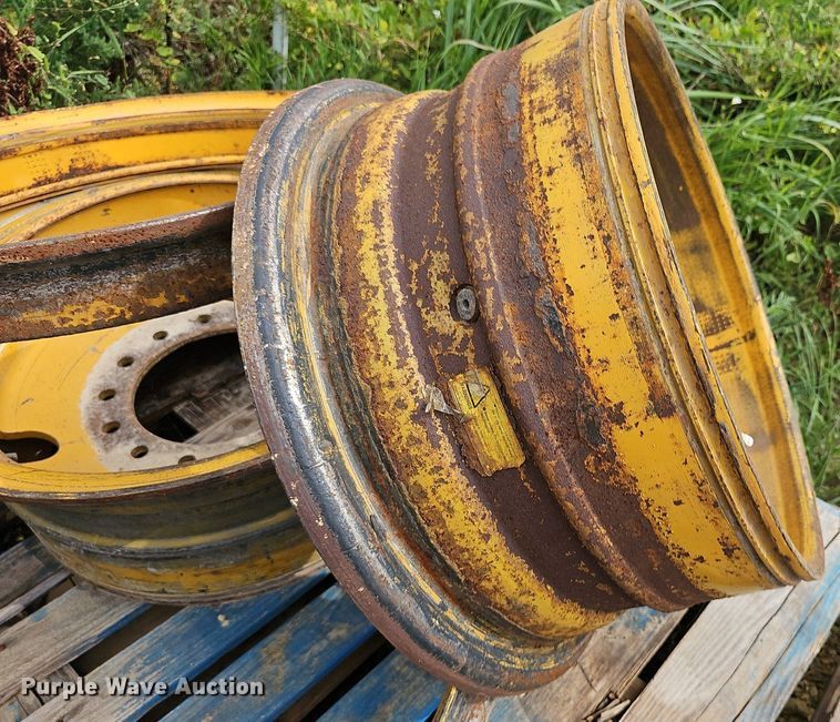 image for item NU9000 Truck parts